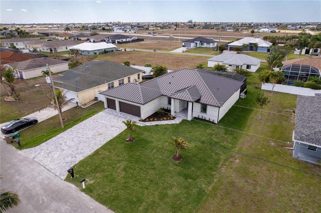 For Sale: $589,000 (4 beds, 3 baths, 2108 Square Feet)