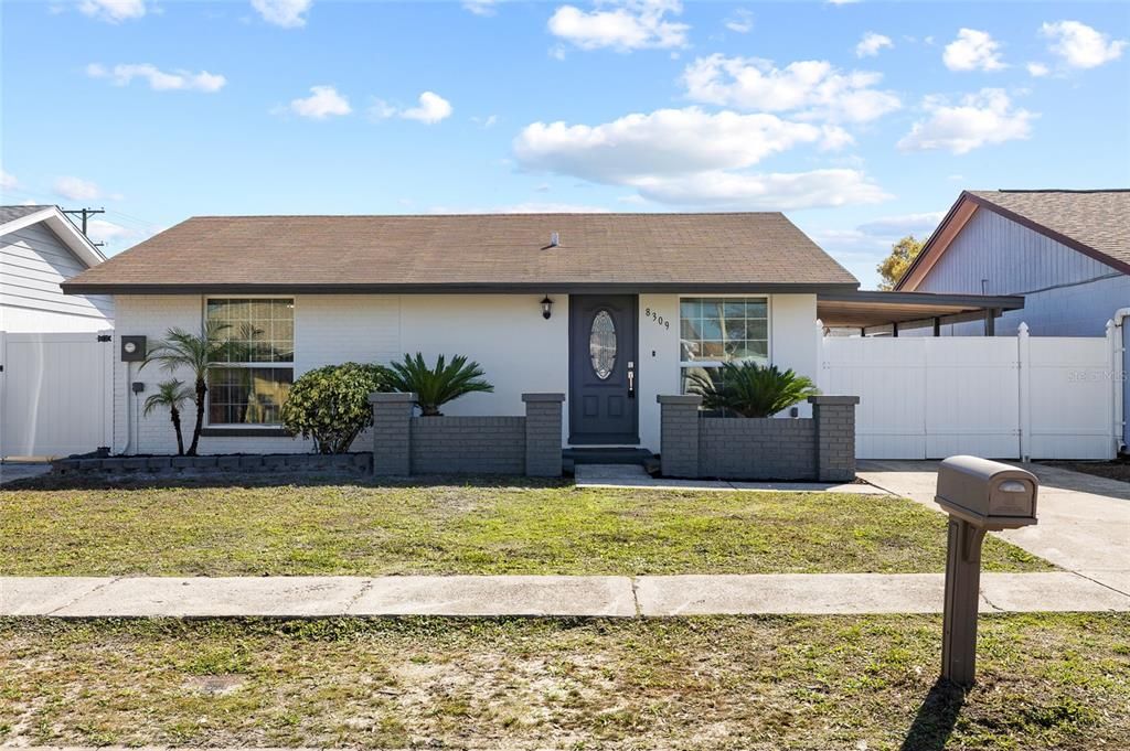 Activo con contrato: $354,900 (3 camas, 2 baños, 1350 Pies cuadrados)