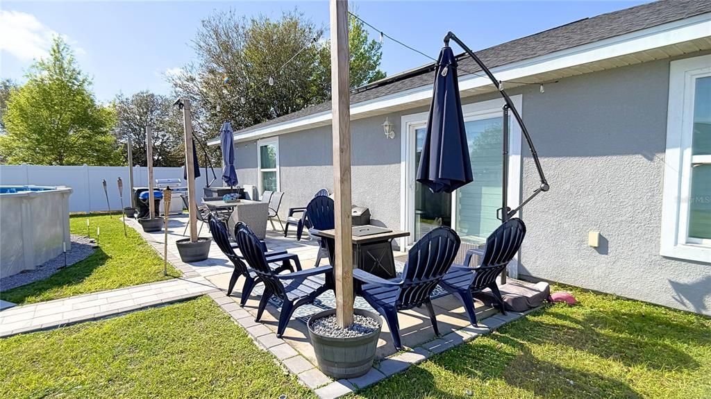Active With Contract: $2,300 (4 beds, 2 baths, 1608 Square Feet)