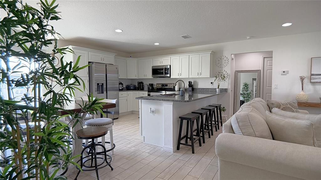 Active With Contract: $2,300 (4 beds, 2 baths, 1608 Square Feet)