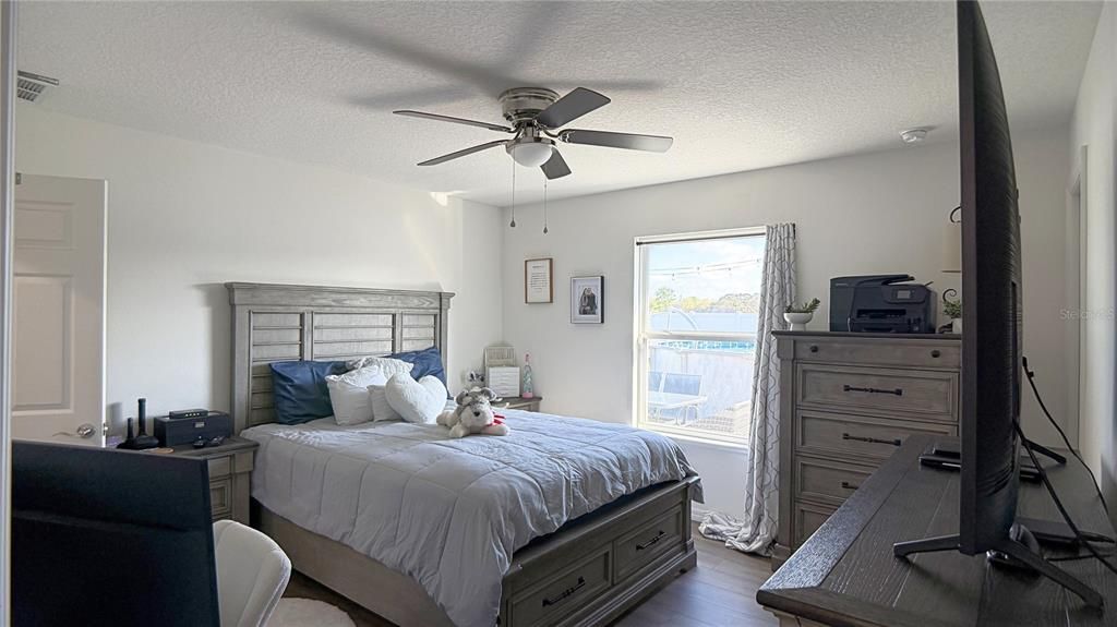 Active With Contract: $2,300 (4 beds, 2 baths, 1608 Square Feet)