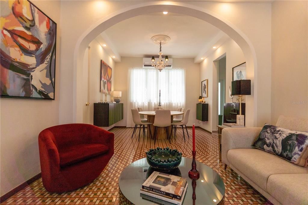 En Venta: $975,000 (3 camas, 2 baños, 0 Pies cuadrados)