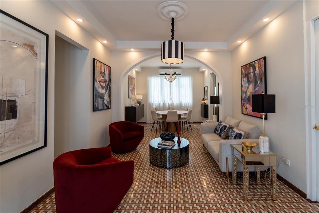 En Venta: $975,000 (3 camas, 2 baños, 0 Pies cuadrados)