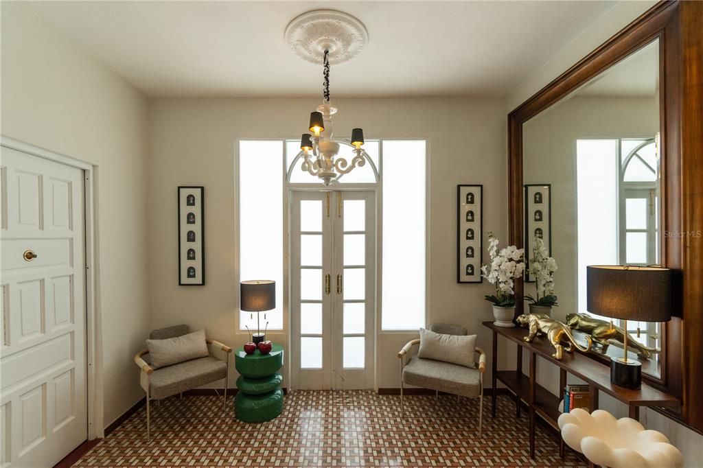 En Venta: $975,000 (3 camas, 2 baños, 0 Pies cuadrados)