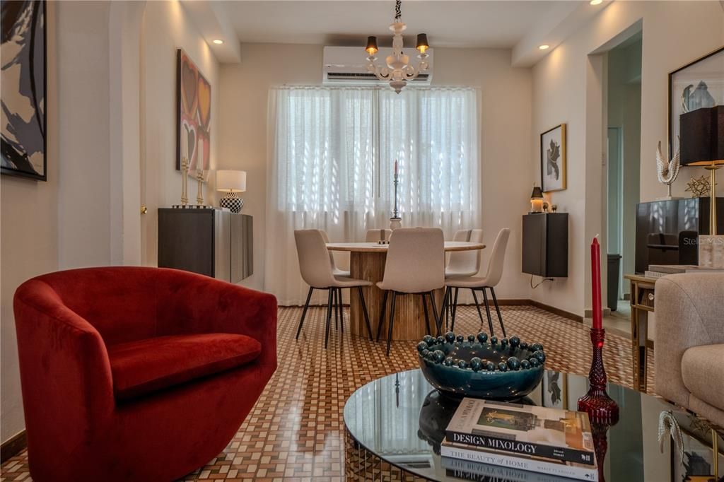 En Venta: $975,000 (3 camas, 2 baños, 0 Pies cuadrados)