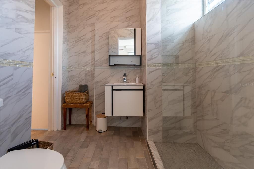 En Venta: $975,000 (3 camas, 2 baños, 0 Pies cuadrados)