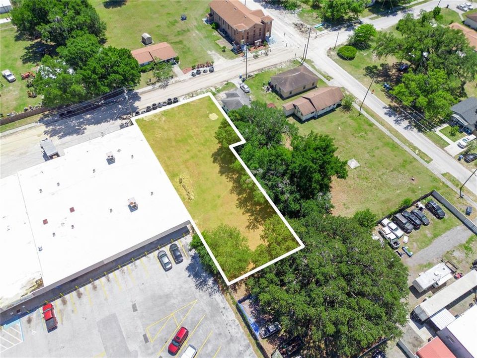 En Venta: $70,000 (0.35 acres)