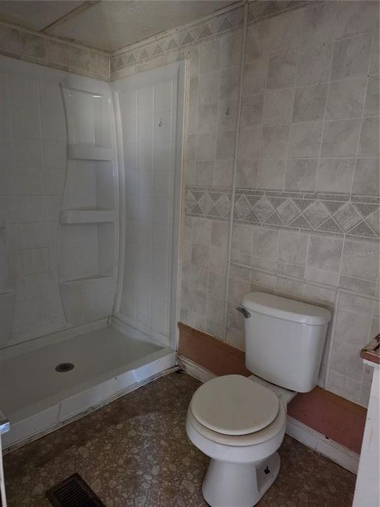 На продажу: $119,000 (2 спален, 2 ванн, 924 Квадратных фут)
