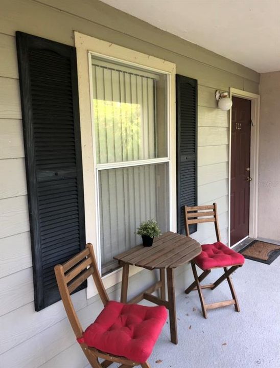 Activo con contrato: $155,000 (2 camas, 2 baños, 888 Pies cuadrados)