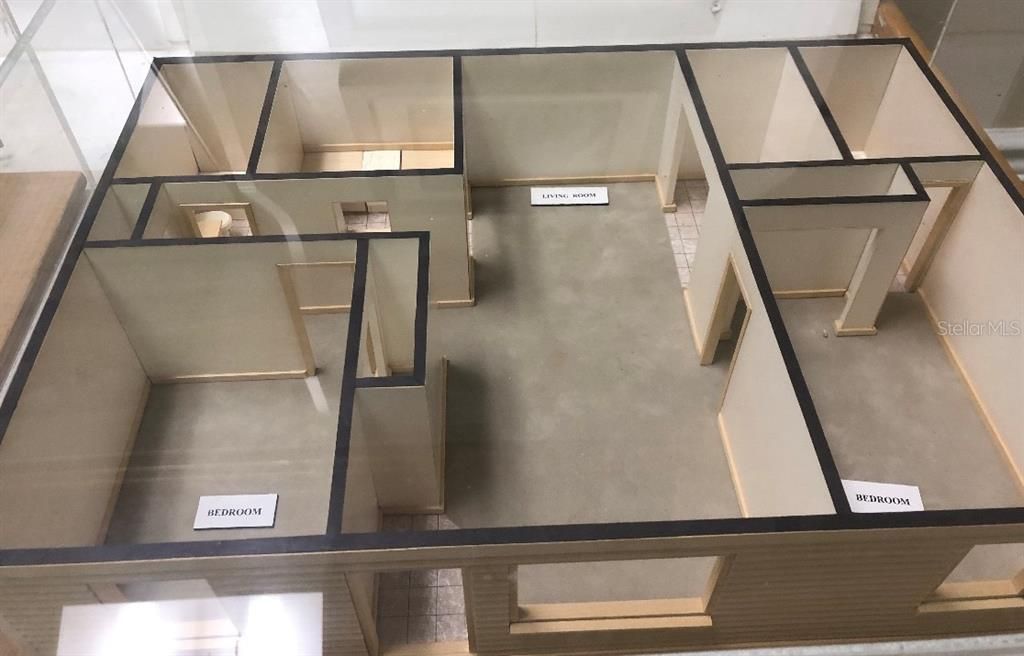 Activo con contrato: $155,000 (2 camas, 2 baños, 888 Pies cuadrados)
