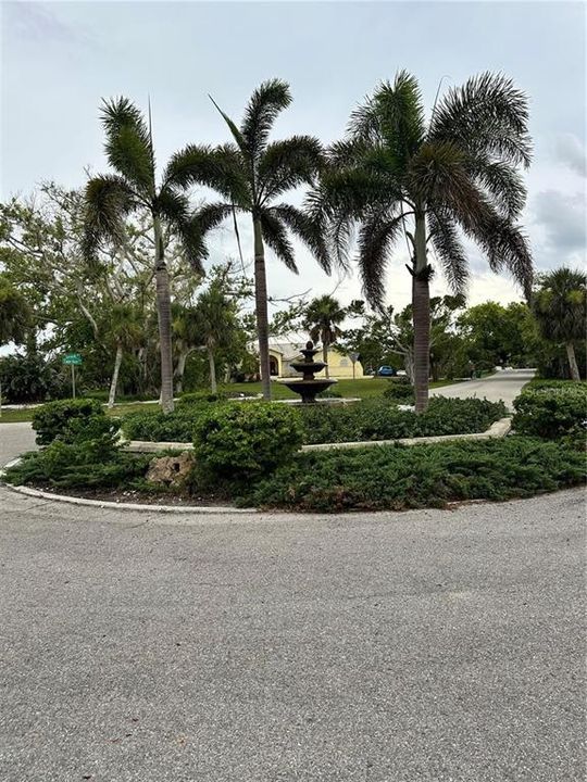 На продажу: $119,000 (0.63 acres)