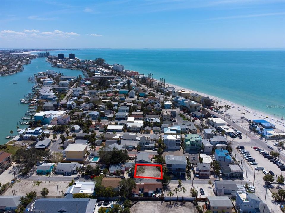 Active With Contract: $400,000 (0.07 acres)