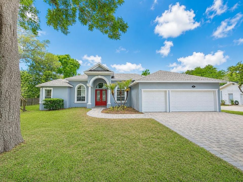 Recently Sold: $559,000 (4 beds, 3 baths, 2611 Square Feet)