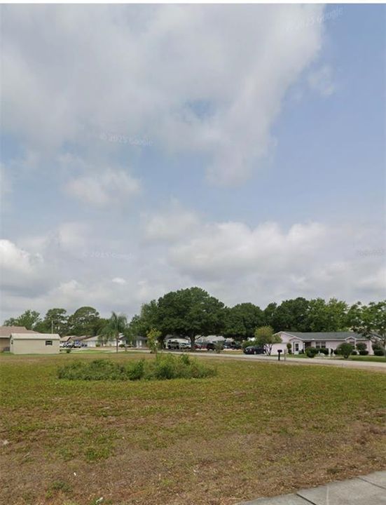 En Venta: $59,900 (0.43 acres)