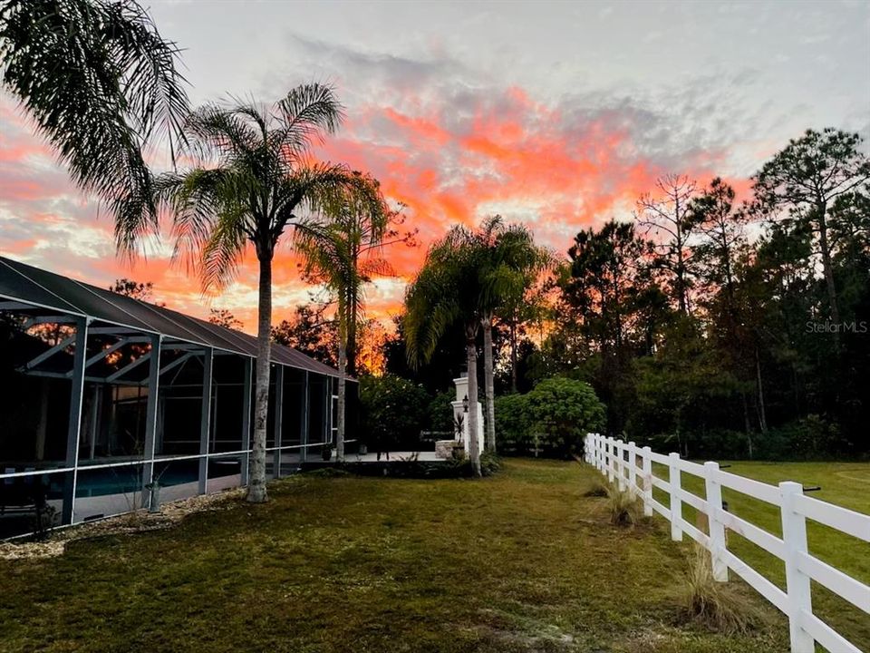For Sale: $742,500 (3 beds, 2 baths, 2401 Square Feet)