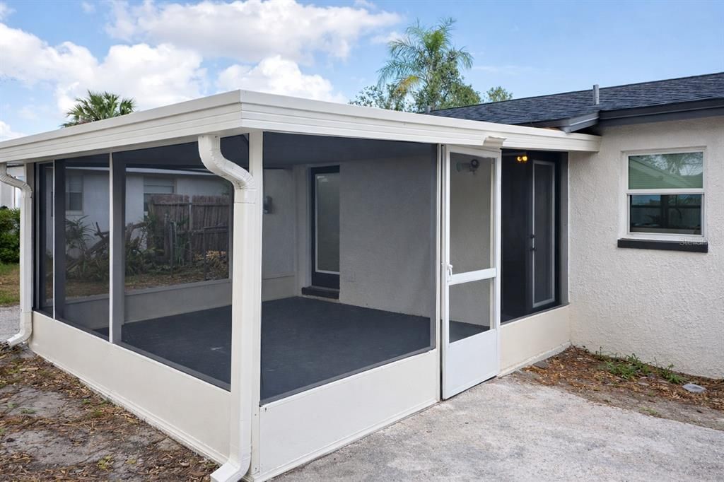 En Venta: $294,000 (4 camas, 3 baños, 1456 Pies cuadrados)