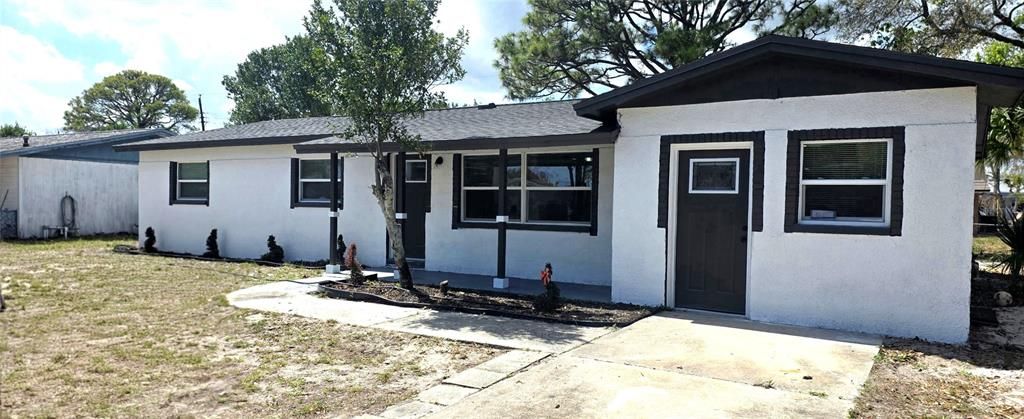 En Venta: $294,000 (4 camas, 3 baños, 1456 Pies cuadrados)