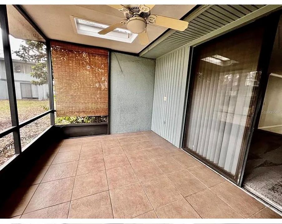 待售: $89,900 (2 贝兹, 2 浴室, 1292 平方英尺)