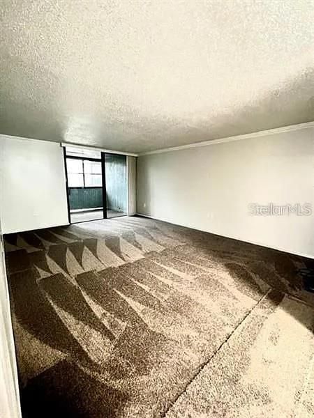 待售: $89,900 (2 贝兹, 2 浴室, 1292 平方英尺)