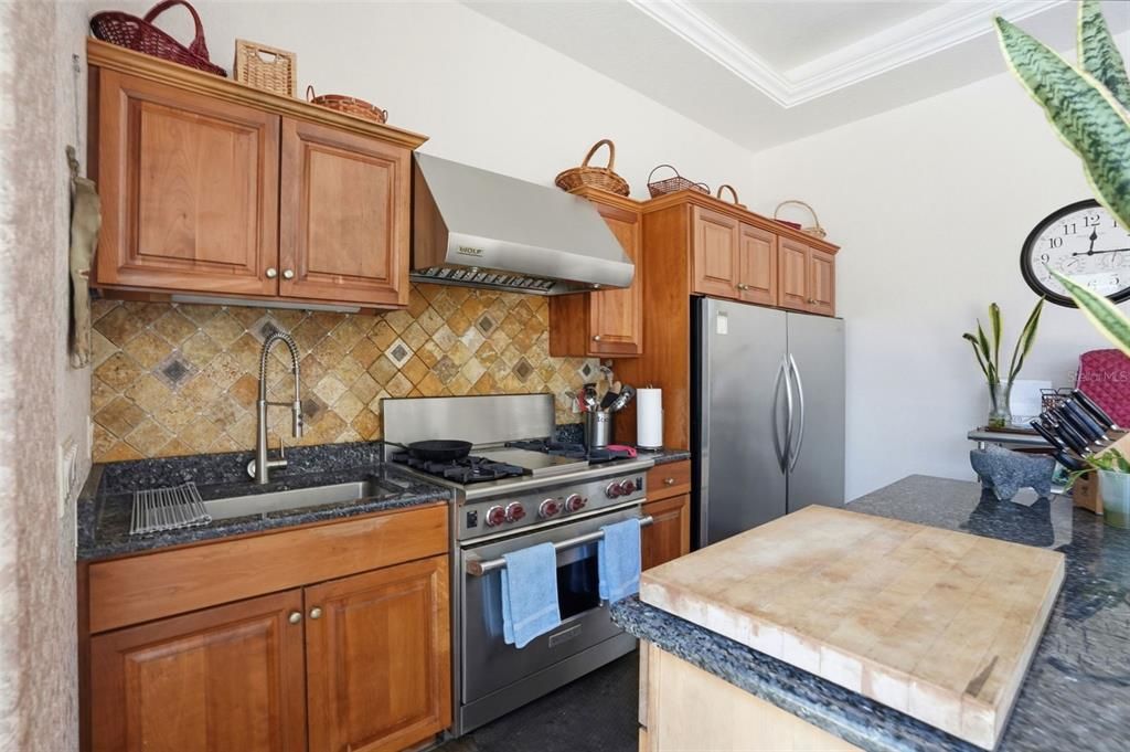 На продажу: $795,000 (4 спален, 3 ванн, 3591 Квадратных фут)