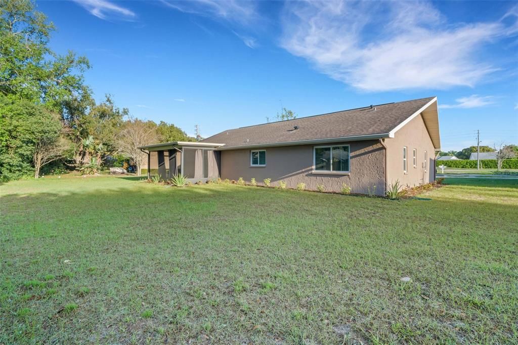 Active With Contract: $375,000 (2 beds, 2 baths, 1420 Square Feet)