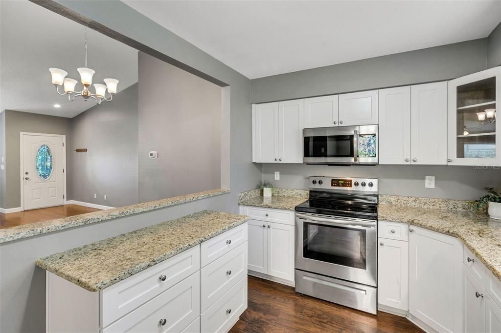 Active With Contract: $375,000 (2 beds, 2 baths, 1420 Square Feet)