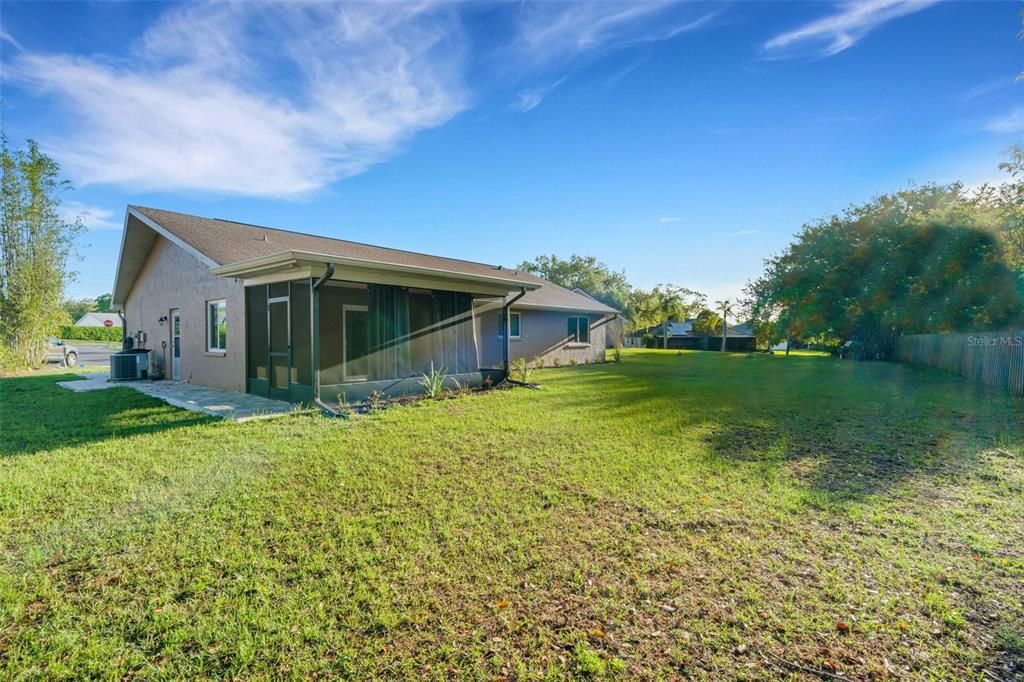 Active With Contract: $375,000 (2 beds, 2 baths, 1420 Square Feet)