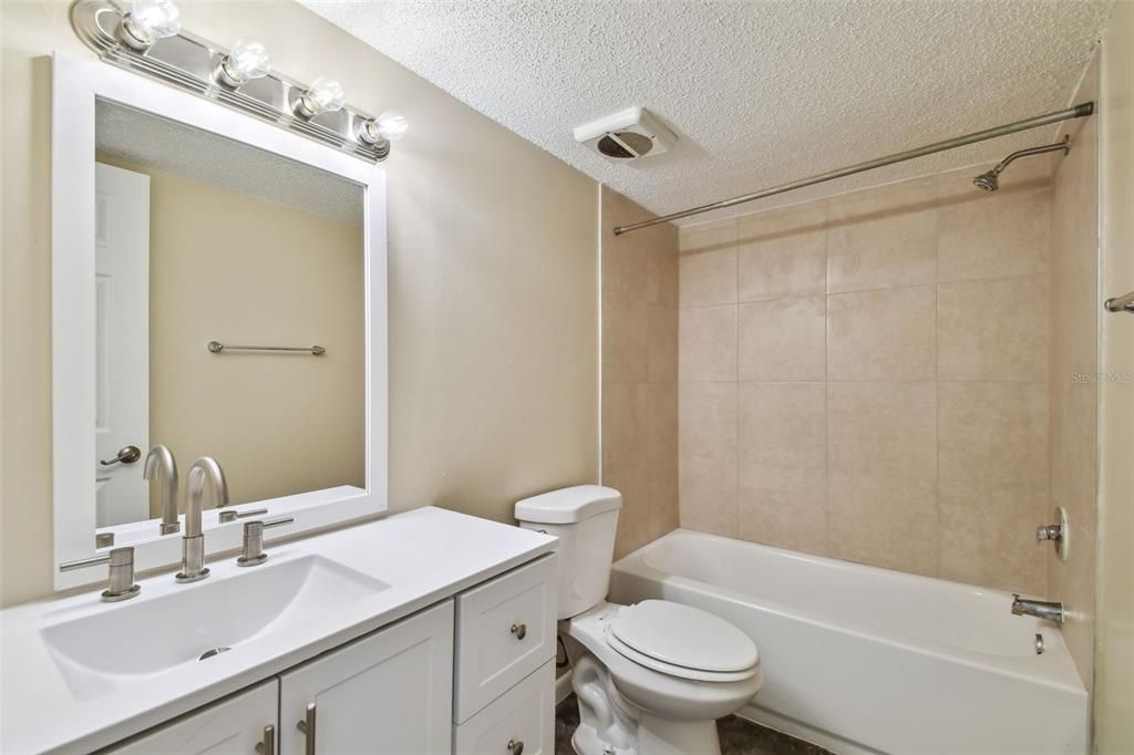 En Venta: $84,900 (1 camas, 1 baños, 678 Pies cuadrados)