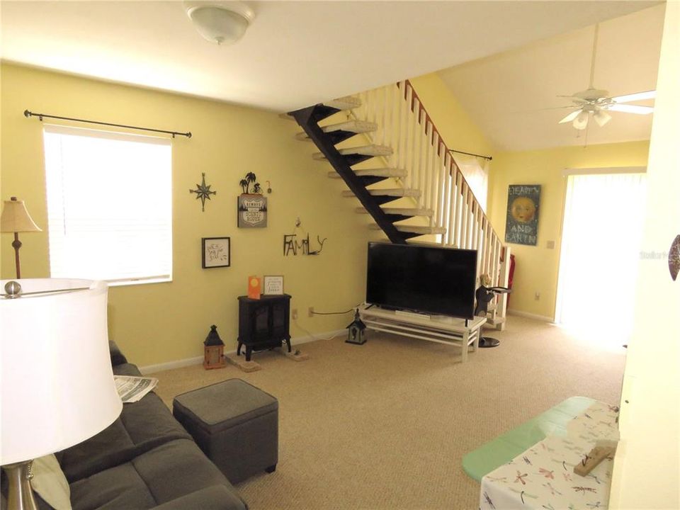 En Venta: $767,900 (4 camas, 0 baños, 2199 Pies cuadrados)