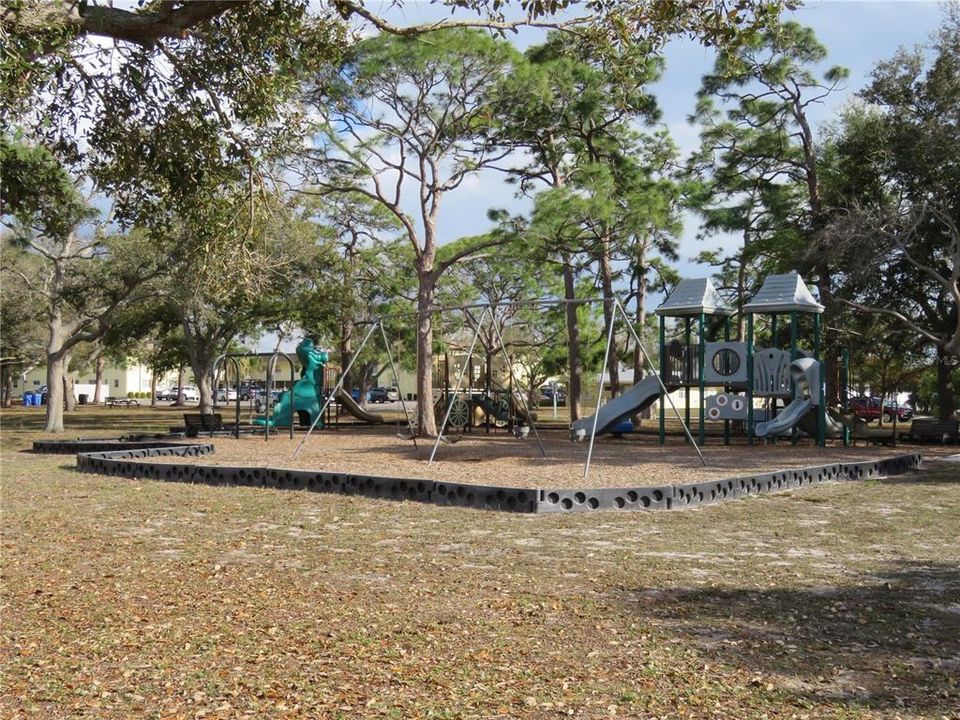 En Venta: $767,900 (4 camas, 0 baños, 2199 Pies cuadrados)