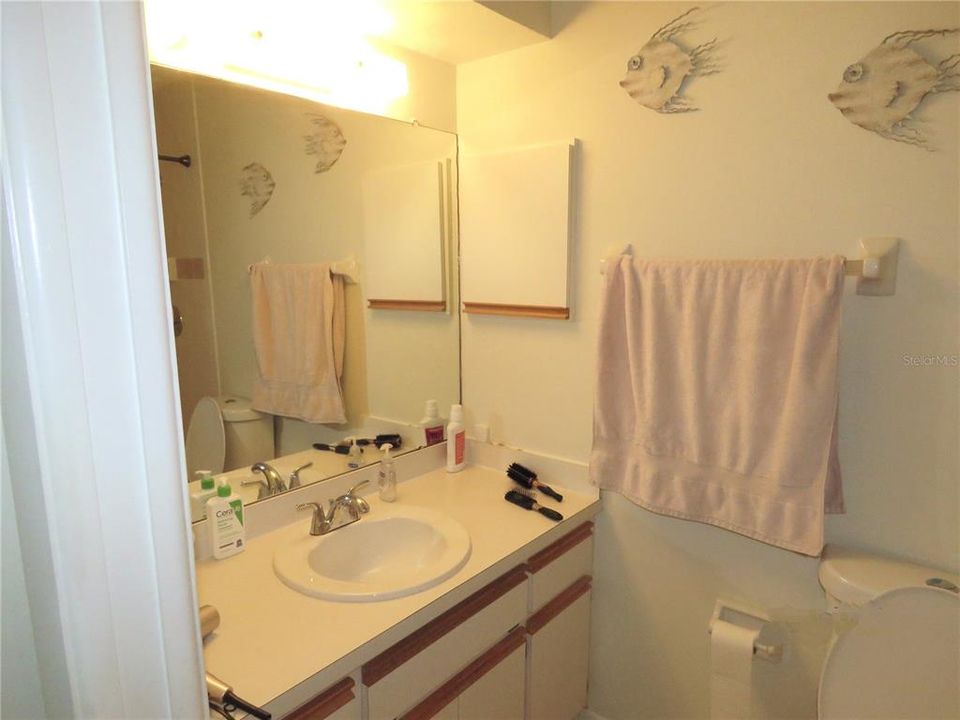 En Venta: $767,900 (4 camas, 0 baños, 2199 Pies cuadrados)