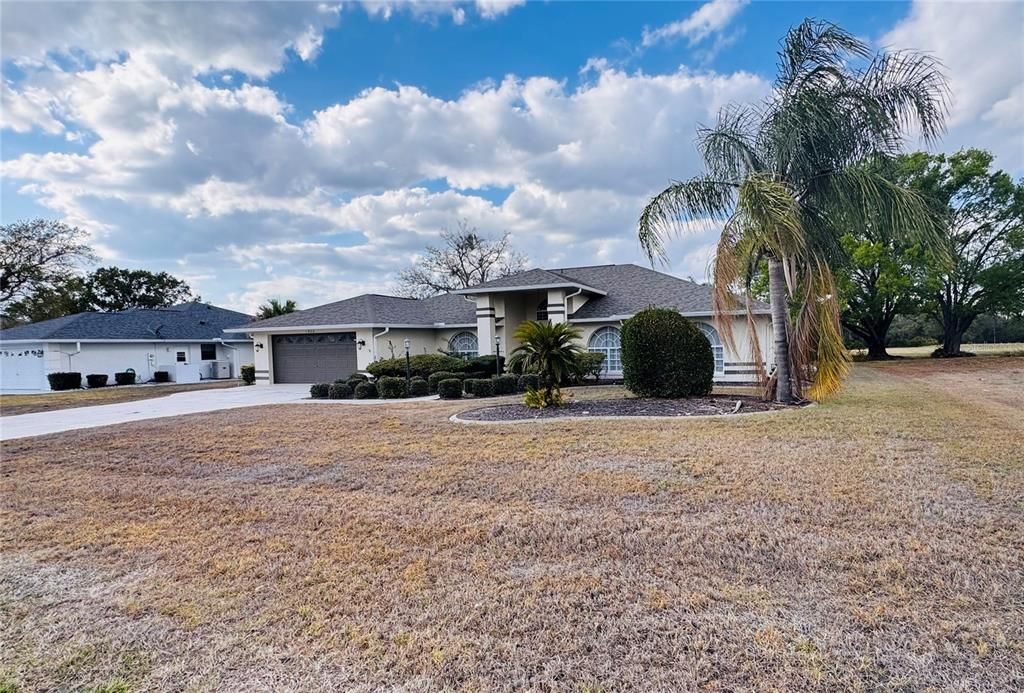 For Sale: $445,000 (4 beds, 2 baths, 2359 Square Feet)