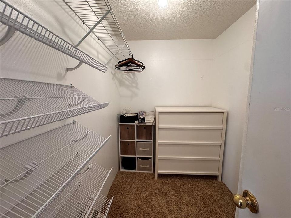 For Sale: $445,000 (4 beds, 2 baths, 2359 Square Feet)