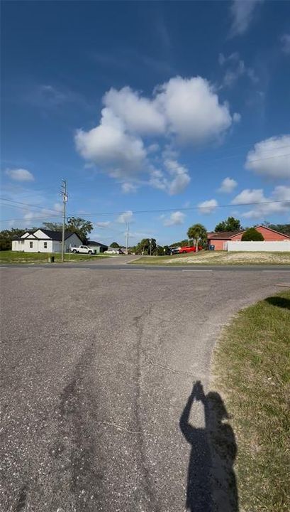 На продажу: $65,000 (0.38 acres)