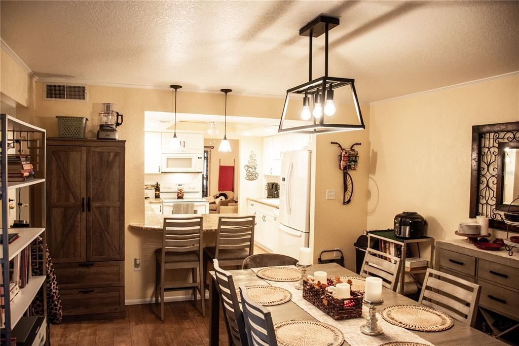 For Sale: $363,199 (4 beds, 2 baths, 1982 Square Feet)