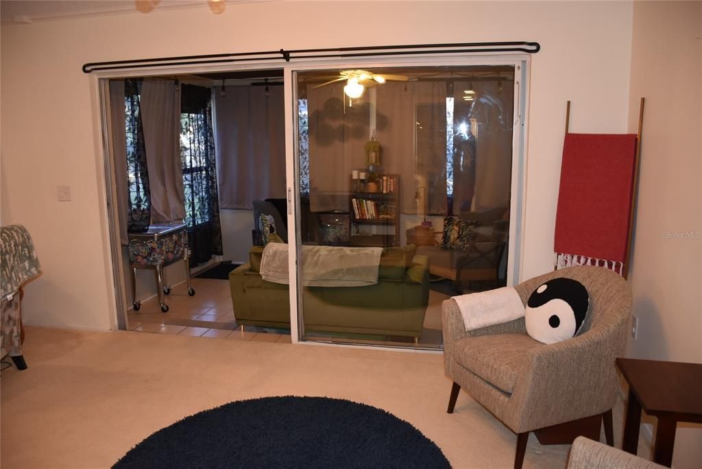 For Sale: $363,199 (4 beds, 2 baths, 1982 Square Feet)