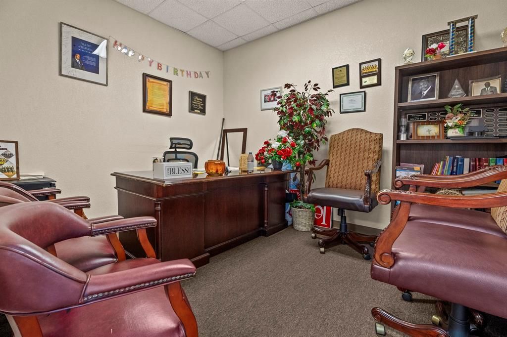 En Venta: $655,000 (0 camas, 0 baños, 1282 Pies cuadrados)