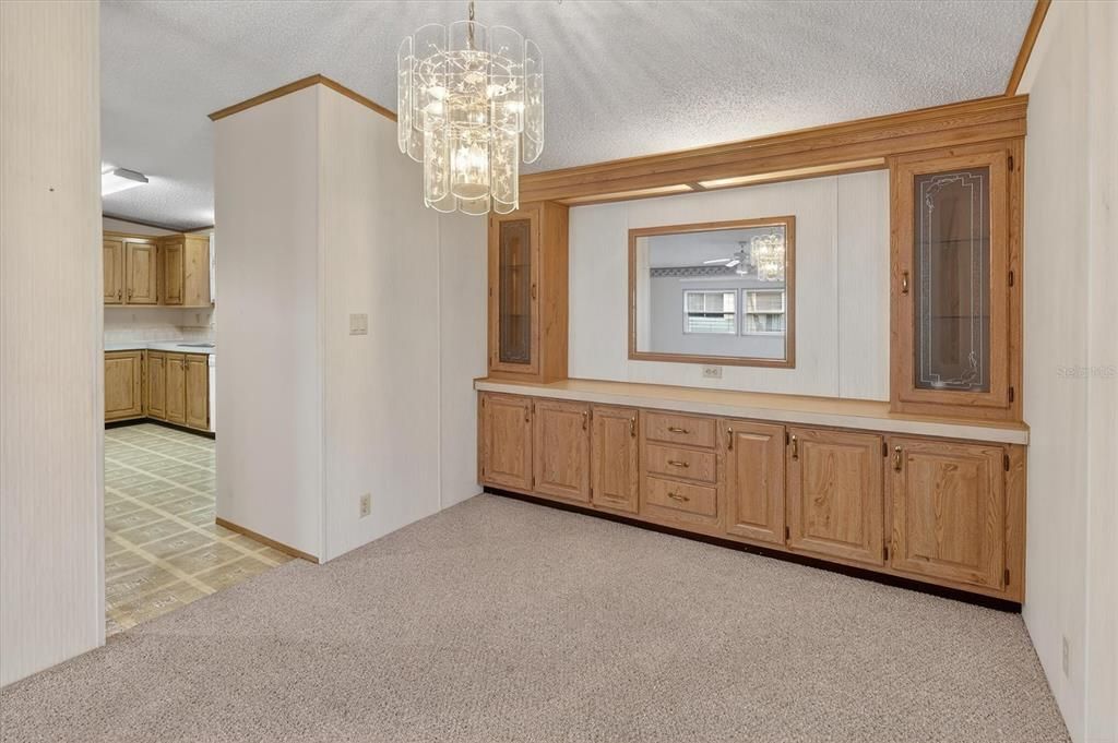 На продажу: $169,000 (2 спален, 2 ванн, 1507 Квадратных фут)