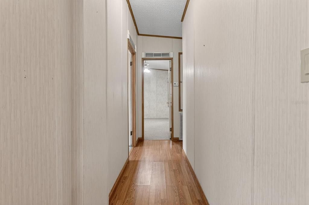 На продажу: $169,000 (2 спален, 2 ванн, 1507 Квадратных фут)