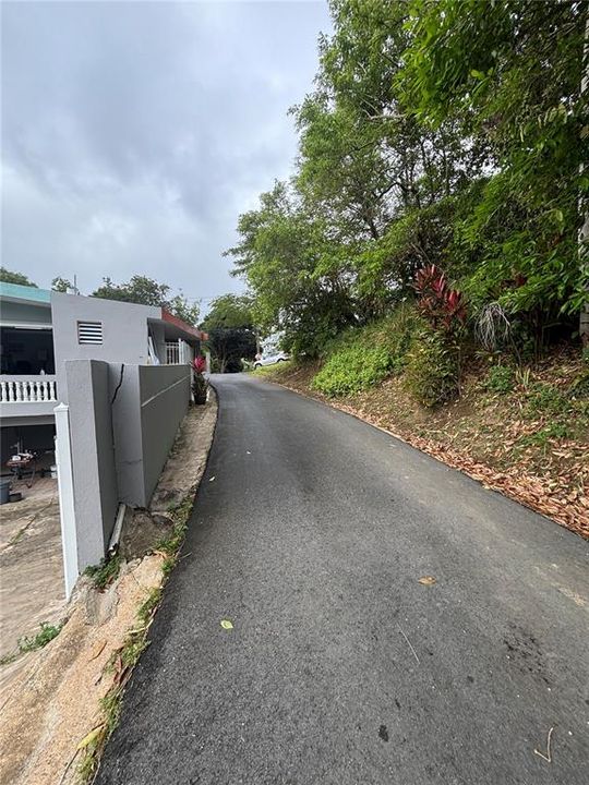 En Venta: $300,000 (4.99 acres)