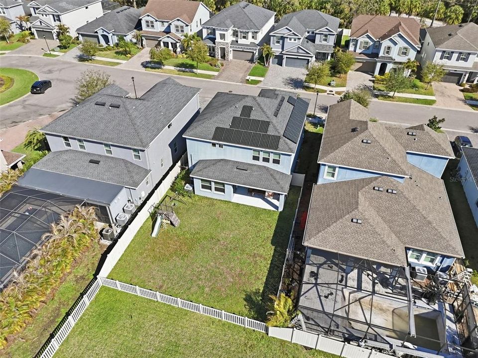合同活跃: $699,900 (4 贝兹, 3 浴室, 2827 平方英尺)