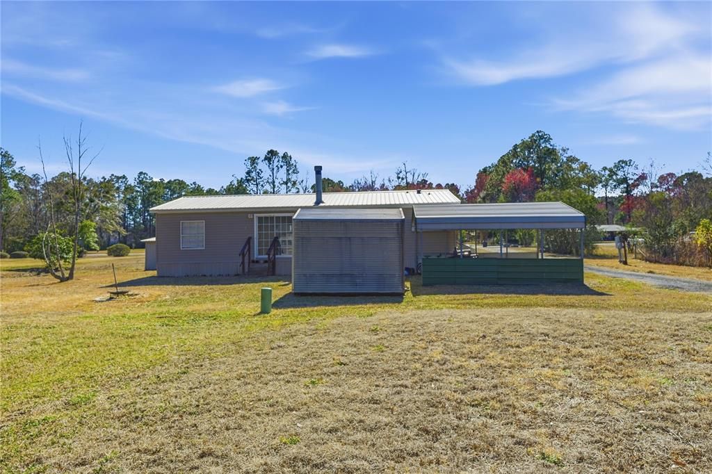 For Sale: $339,900 (6 beds, 4 baths, 2526 Square Feet)