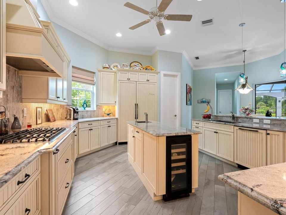For Sale: $1,725,000 (3 beds, 3 baths, 2859 Square Feet)