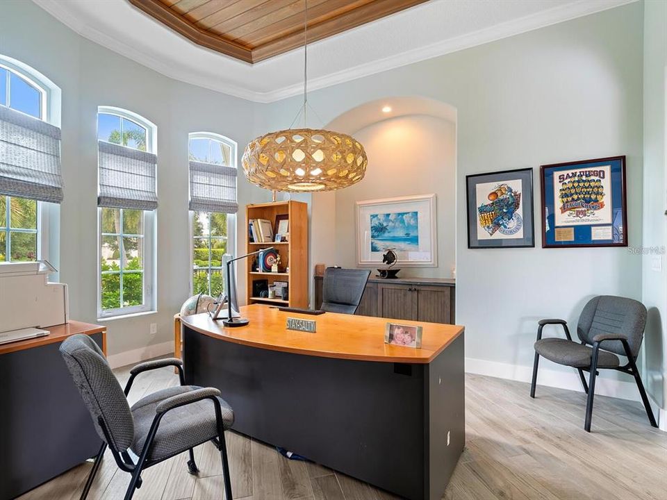 For Sale: $1,725,000 (3 beds, 3 baths, 2859 Square Feet)