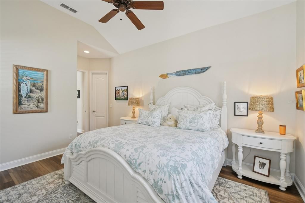 For Sale: $1,499,000 (4 beds, 3 baths, 2674 Square Feet)