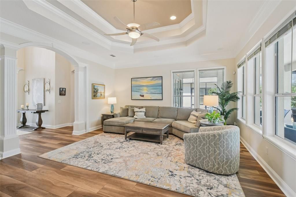 For Sale: $1,499,000 (4 beds, 3 baths, 2674 Square Feet)