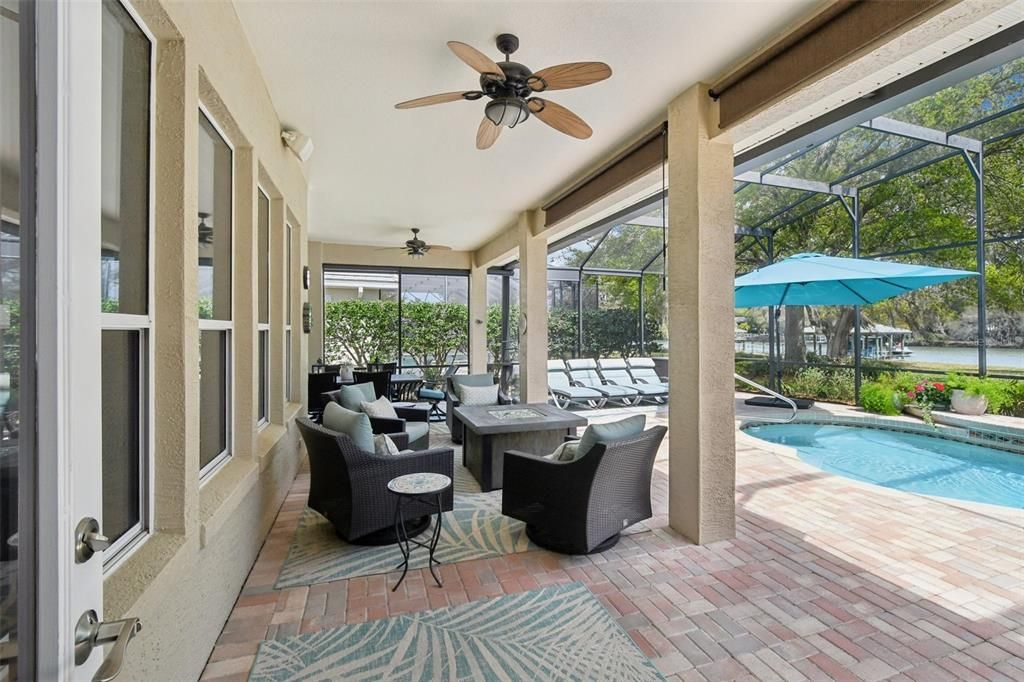 For Sale: $1,499,000 (4 beds, 3 baths, 2674 Square Feet)