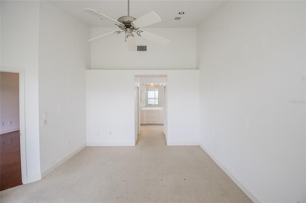 For Rent: $2,200 (3 beds, 2 baths, 1349 Square Feet)