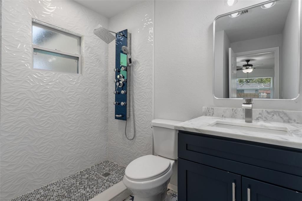 Activo con contrato: $248,000 (3 camas, 2 baños, 1104 Pies cuadrados)