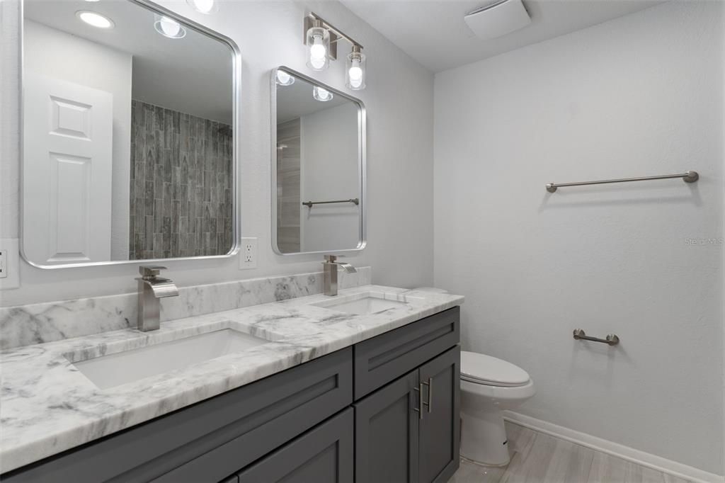 Activo con contrato: $248,000 (3 camas, 2 baños, 1104 Pies cuadrados)